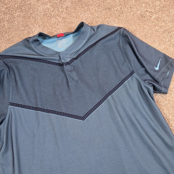 Nike TPC Sawgrass Tiger Woods Collection Dri Fit Blue Blade Collar XL Snap Shirt
